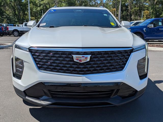 Used 2024 Cadillac XT4 Premium Luxury FWD image 9