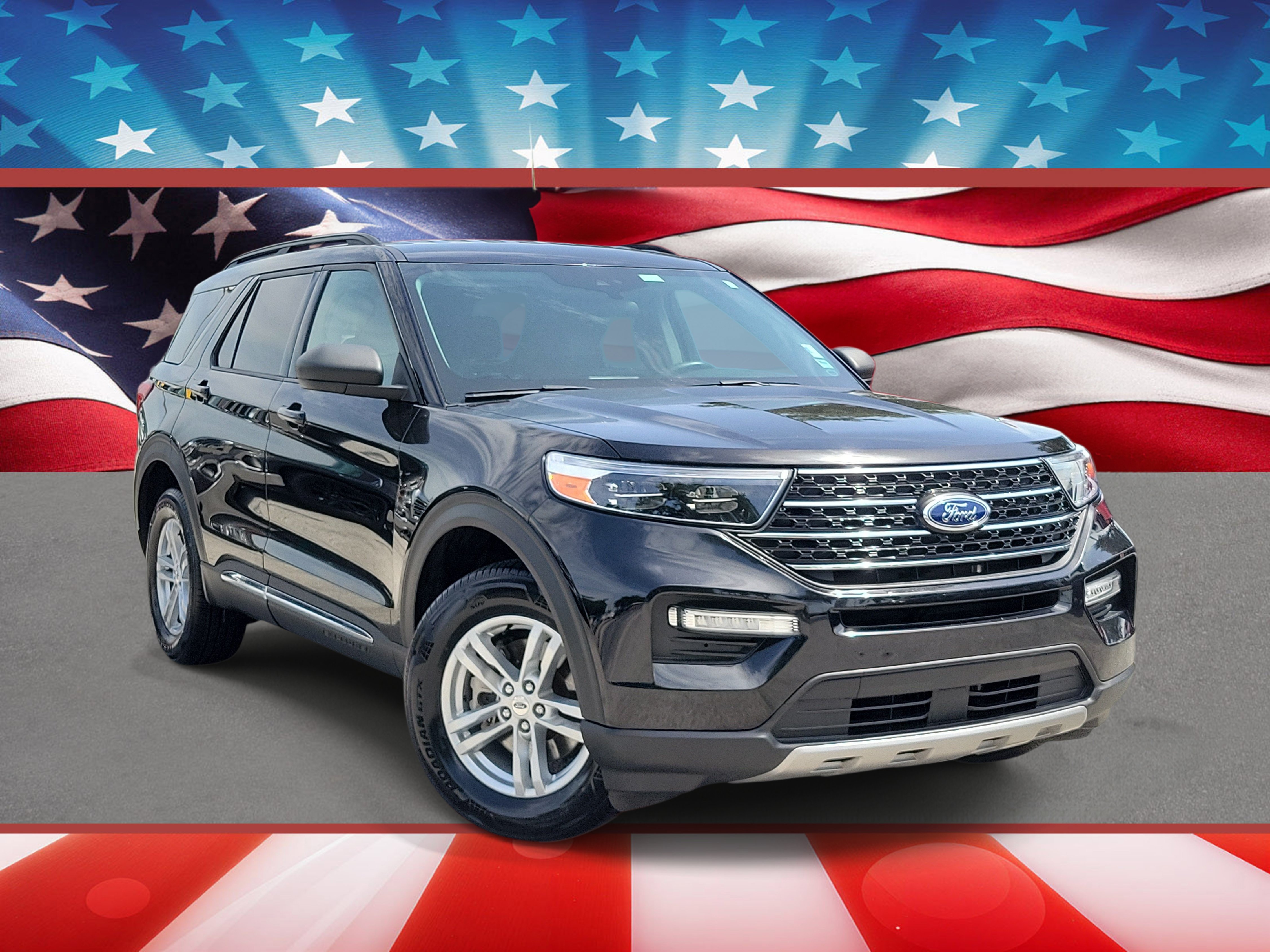 Certified 2023 Ford Explorer XLT w/ Equipment Group 202A AWD/4WD image 1