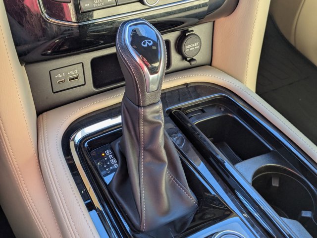 Used 2021 INFINITI QX80 Sensory w/ All-Season Package image 28