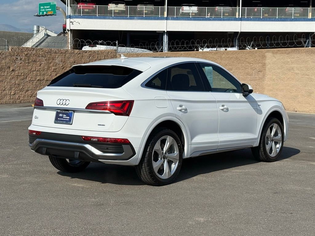 Used 2024 Audi Q5 2.0T Premium Plus w/ Premium Plus Package image 3