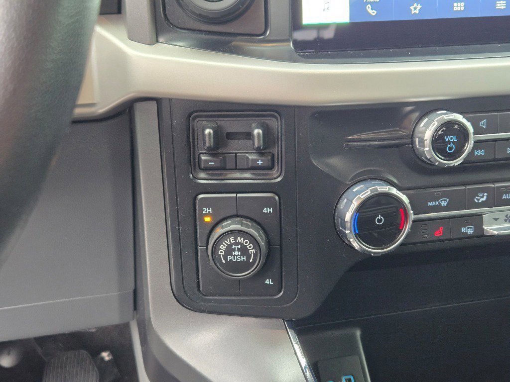 Certified 2022 Ford F150 XLT w/ Equipment Group 302A High image 25