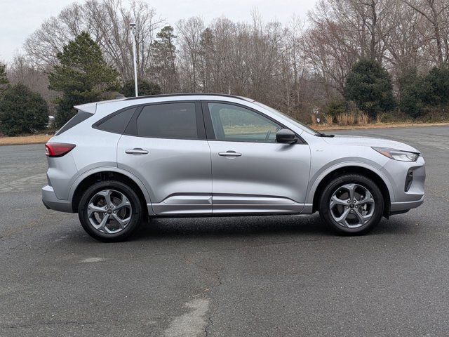 Certified 2024 Ford Escape ST-Line w/ Tech Pack #1 image 6