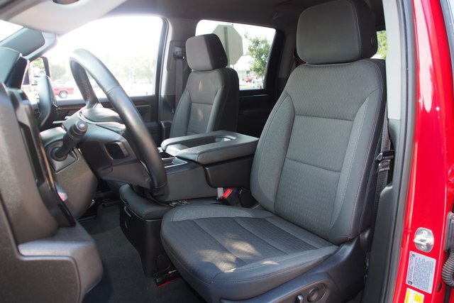 Used 2025 GMC Sierra 2500 SLE w/ Preferred Package AWD/4WD image 16