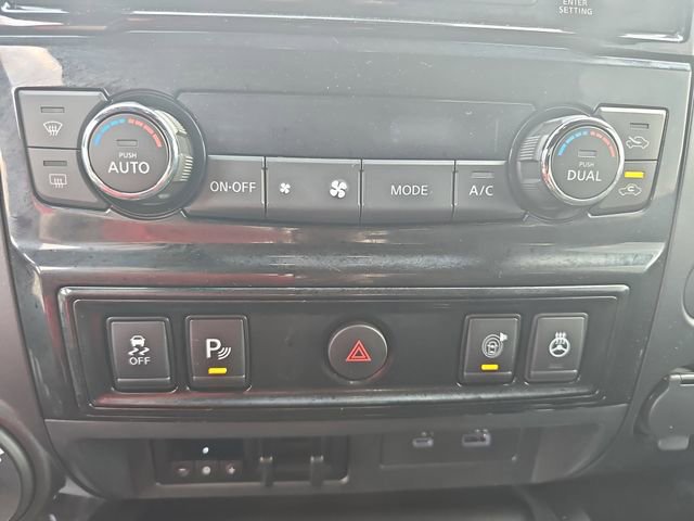 Used 2021 Nissan Titan PRO-4X w/ Pro-4x Convenience Package image 24