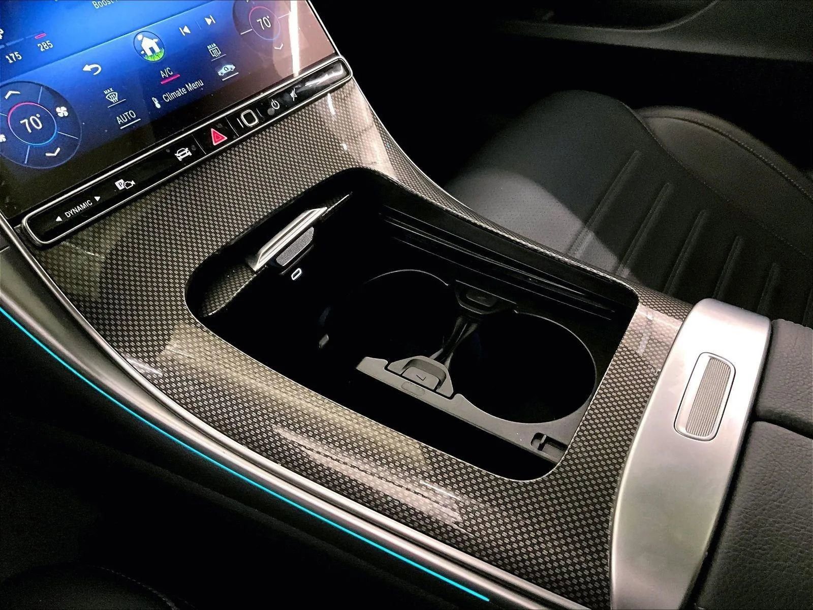 Used 2022 Mercedes-Benz C 300 4MATIC Sedan image 16