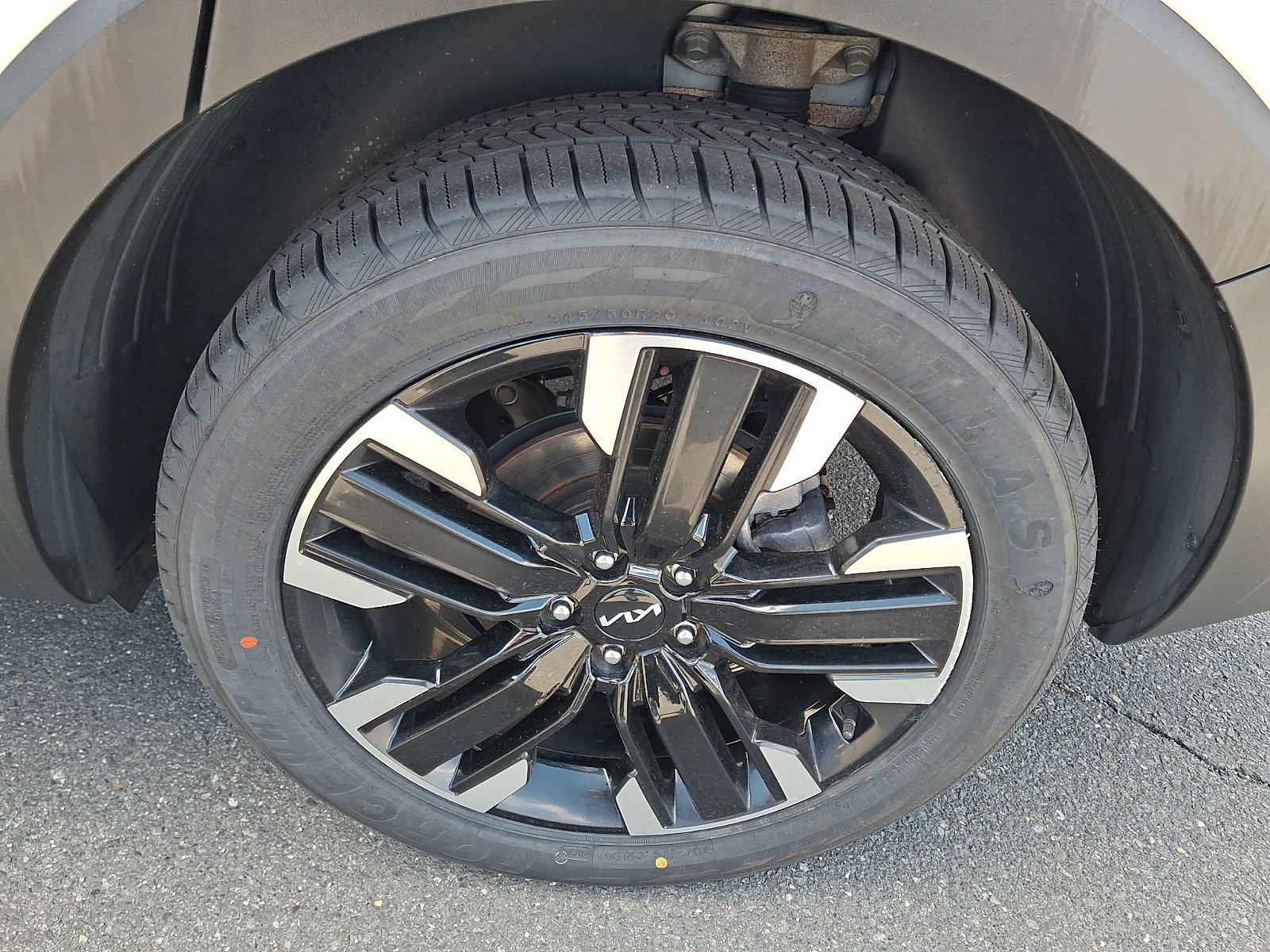 Used 2024 Kia Telluride SX image 28