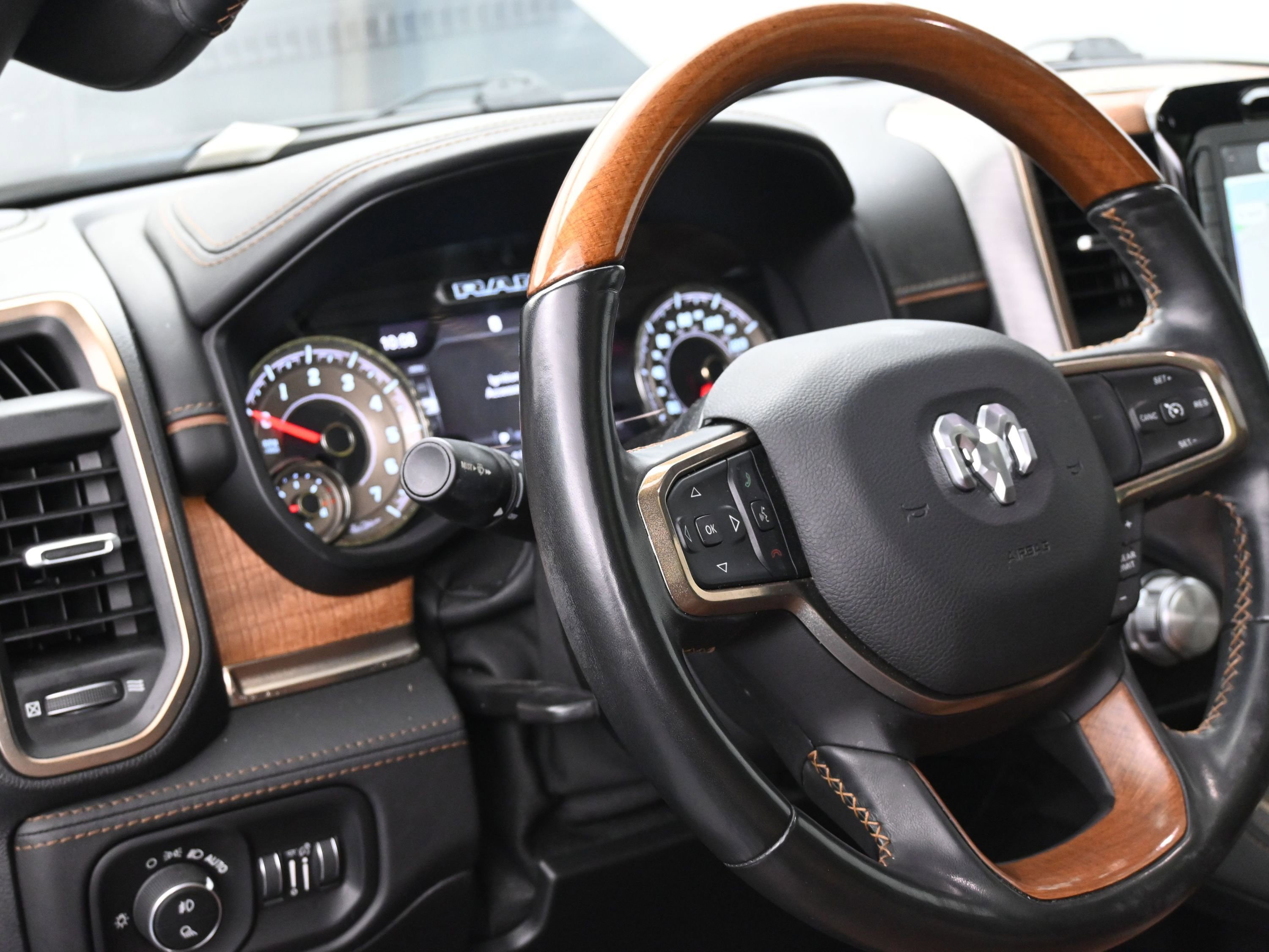 Used 2022 RAM 1500 Limited image 16