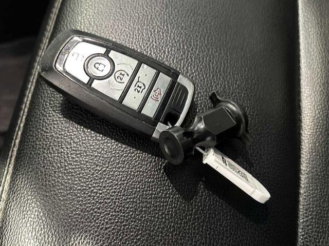 Certified 2020 Ford Explorer XLT w/ Equipment Group 202A image 33