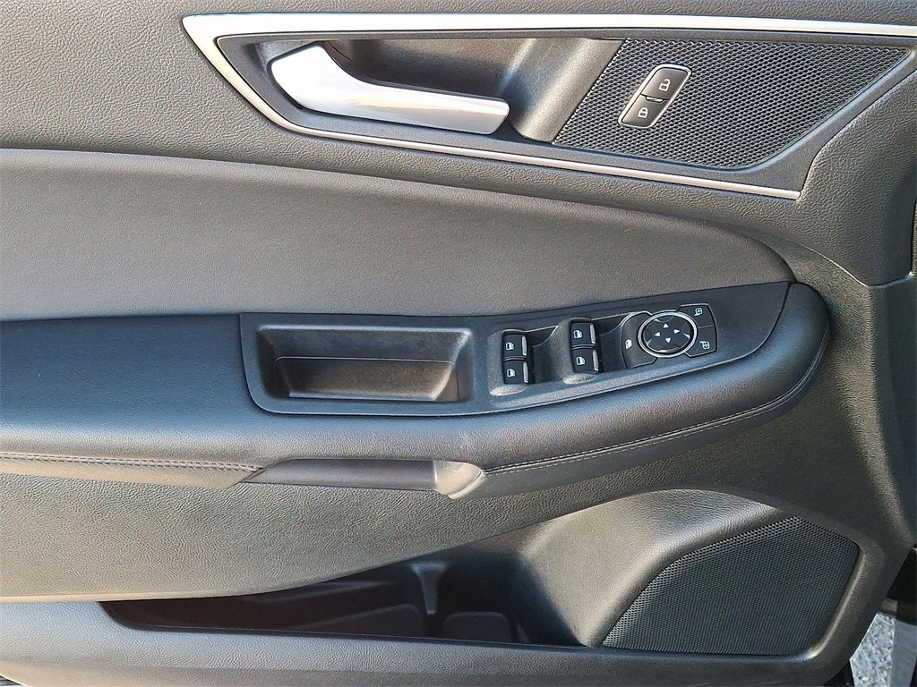 Certified 2022 Ford Edge SEL w/ Convenience Package image 11