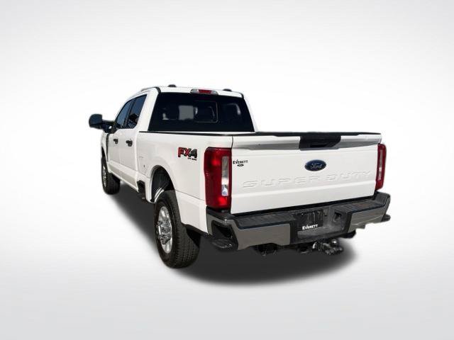 Certified 2024 Ford F250 XLT w/ FX4 Off-Road Package AWD/4WD image 7