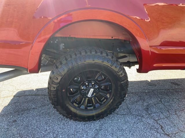 Certified 2021 Ford F350 XLT w/ Tremor Off-Road Package image 39