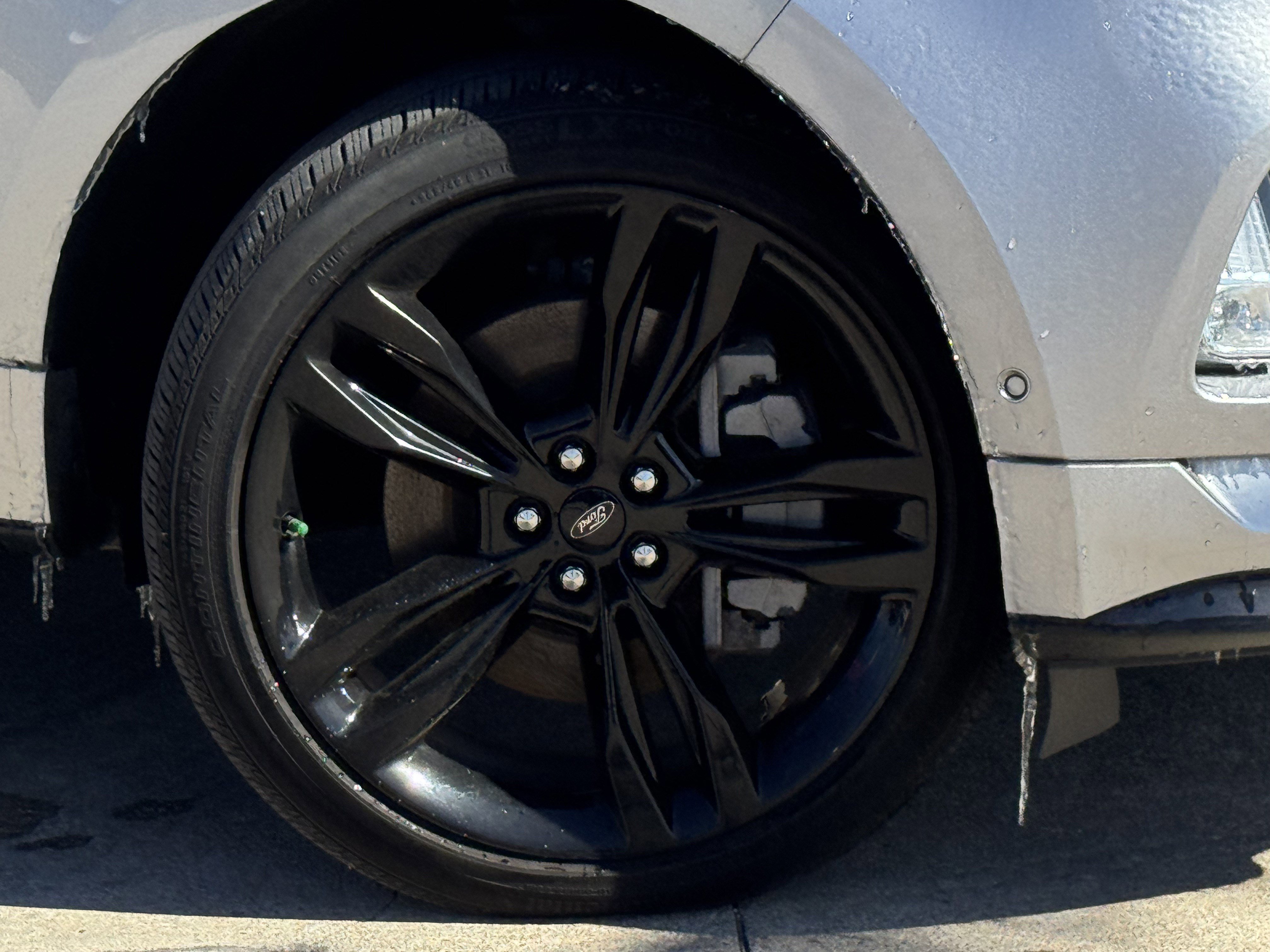 Certified 2024 Ford Edge ST w/ Equipment Group 401A image 9