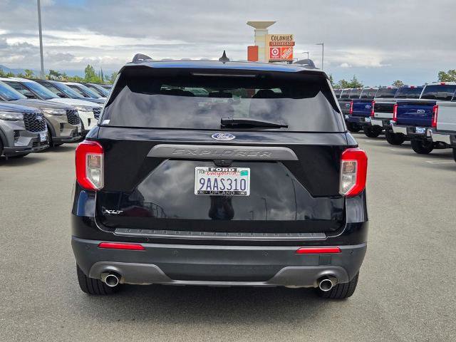 Certified 2022 Ford Explorer XLT w/ Equipment Group 202A RWD image 5