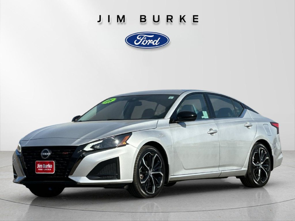 Used 2025 Nissan Altima 2.5 SR