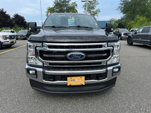 Certified 2022 Ford F350 Lariat w/ Lariat Value Package AWD/4WD image 2