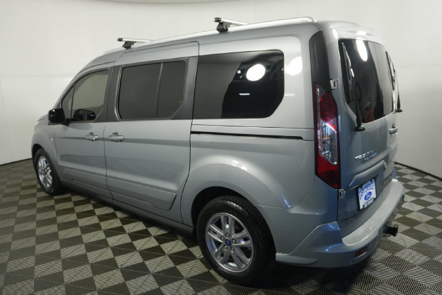 Certified 2022 Ford Transit Connect XLT w/ Trailer Tow Package FWD image 5