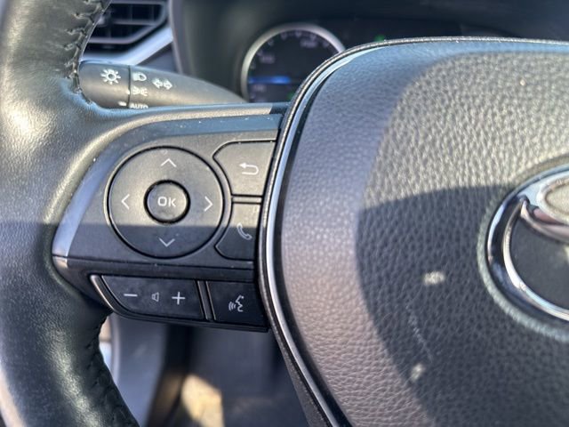 Used 2022 Toyota RAV4 SE image 25