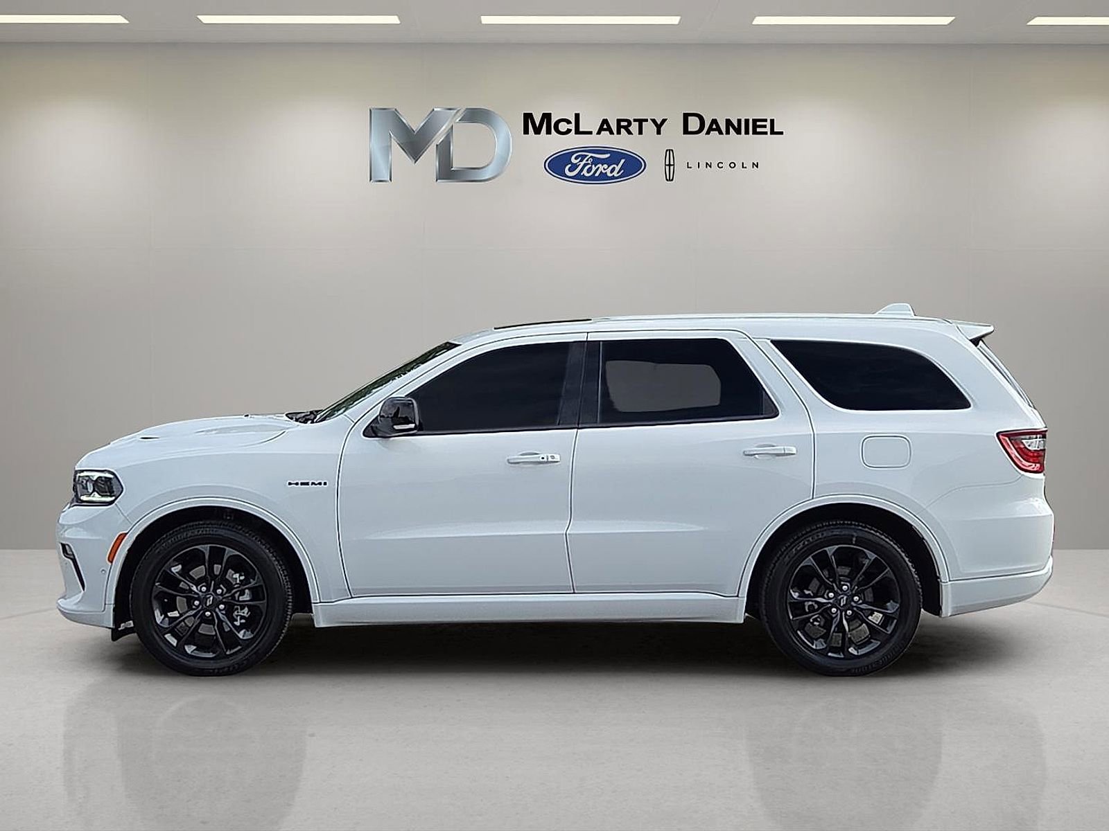 Used 2022 Dodge Durango R/T w/ Blacktop Package image 3