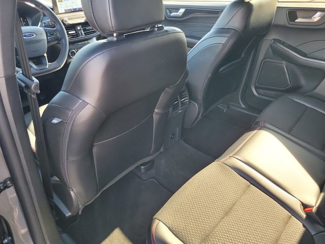 Certified 2025 Ford Escape ST-Line image 12