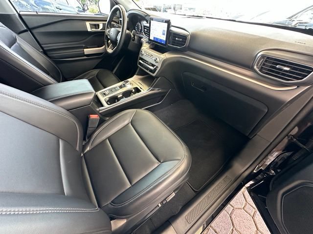 Certified 2023 Ford Explorer XLT w/ Equipment Group 202A AWD/4WD image 22