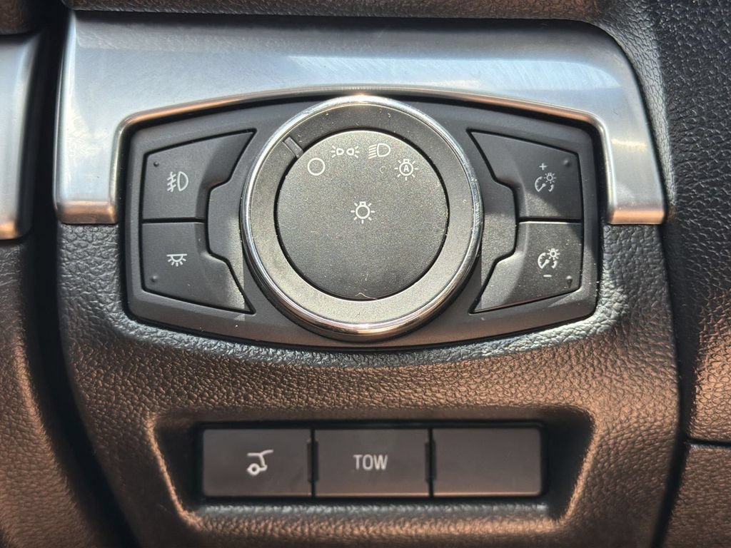 Certified 2017 Ford Explorer Limited AWD/4WD image 21