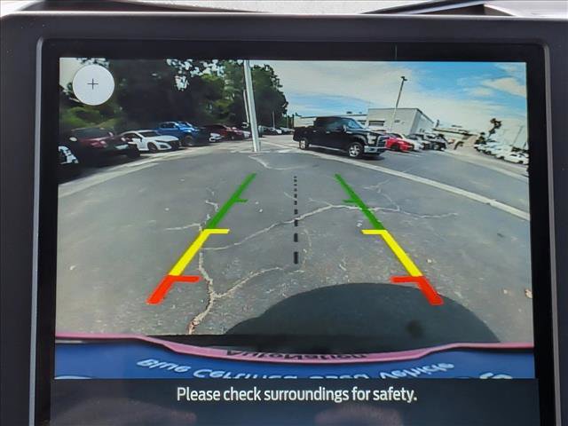 Certified 2022 Ford Edge Titanium AWD/4WD image 14