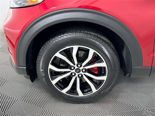 Certified 2024 Ford Explorer ST w/ Equipment Group 401A image 30