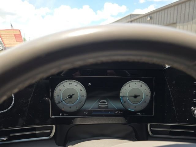 Used 2021 Hyundai Elantra SEL w/ Convenience Package FWD image 9