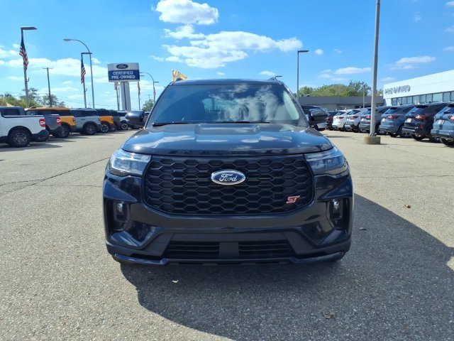 Certified 2025 Ford Explorer ST w/ Sun And Sound Package AWD/4WD image 2