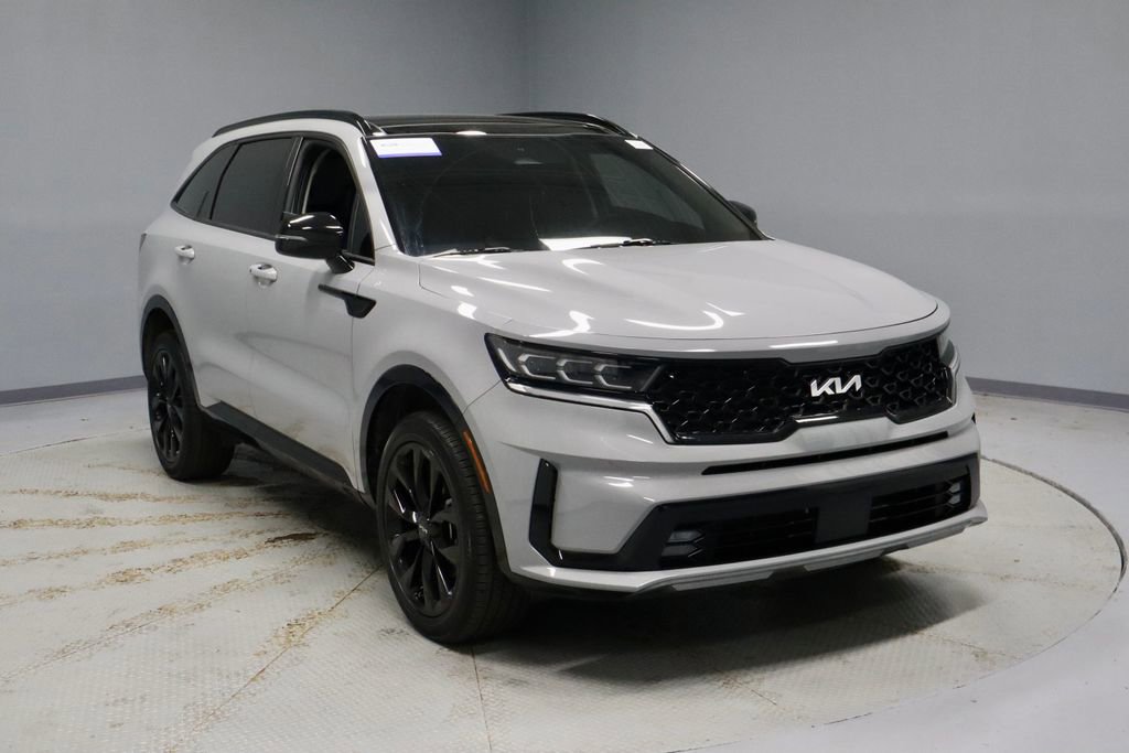 Used 2023 Kia Sorento SX