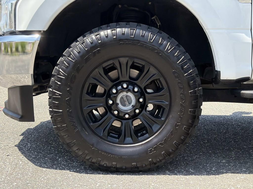 Certified 2020 Ford F250 Lariat w/ Lariat Value Package AWD/4WD image 28