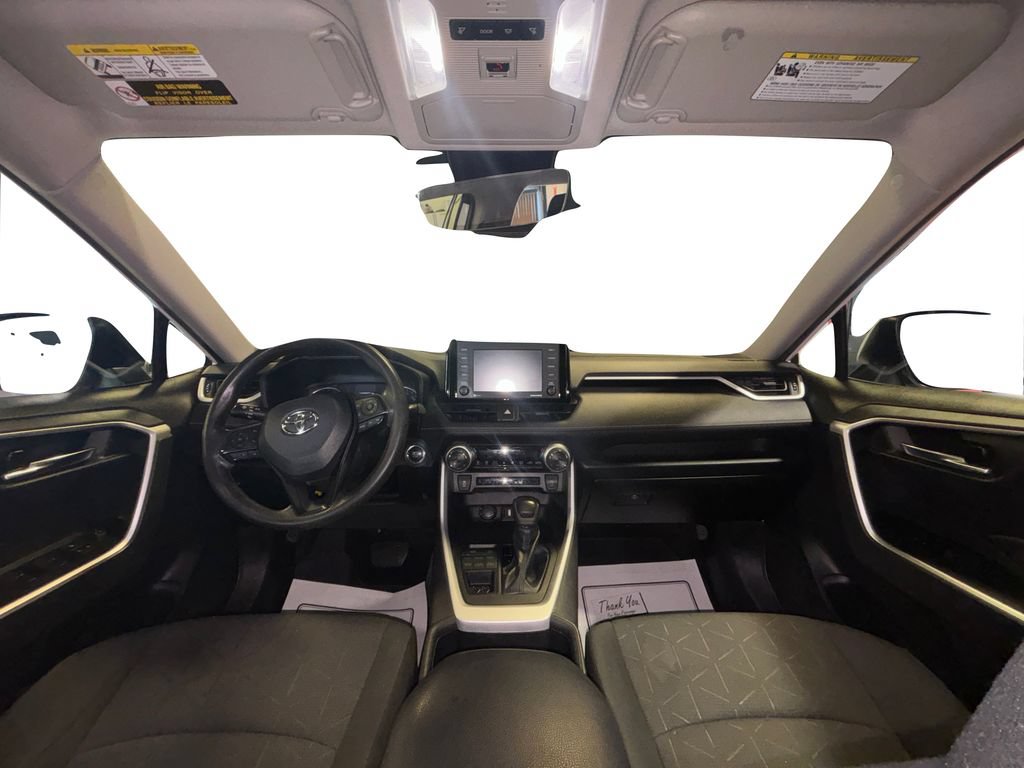 Used 2022 Toyota RAV4 XLE AWD/4WD image 22