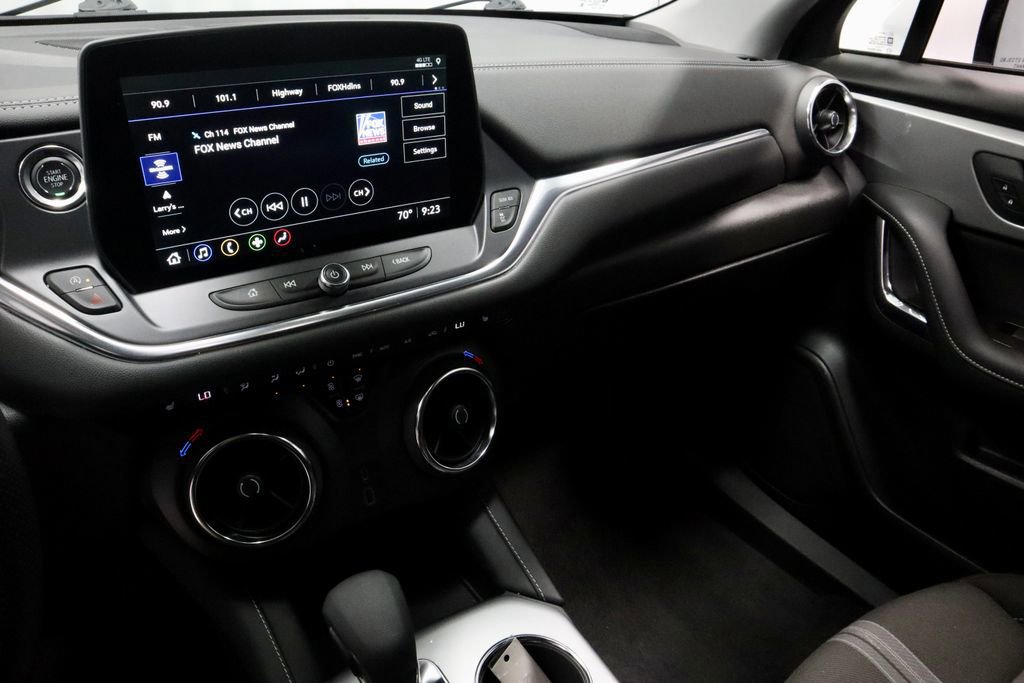 Used 2025 Chevrolet Blazer LT image 31