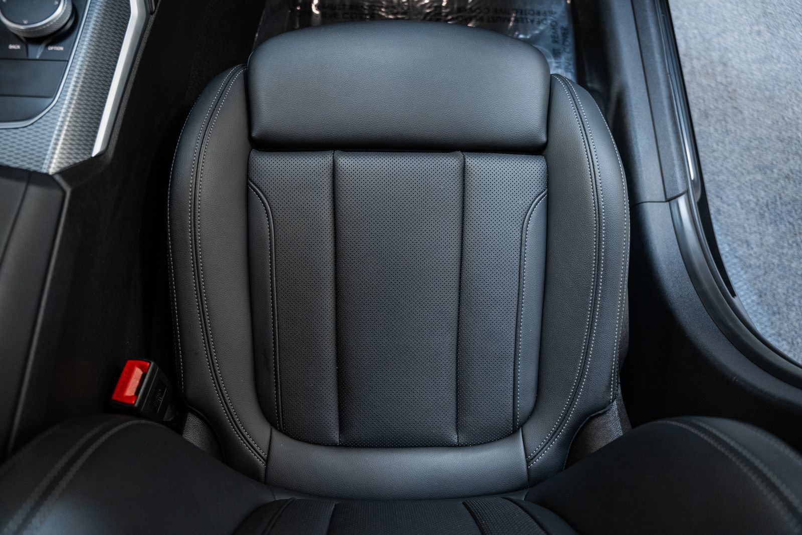 Used 2023 BMW 330i xDrive Sedan w/ M Sport Package image 35