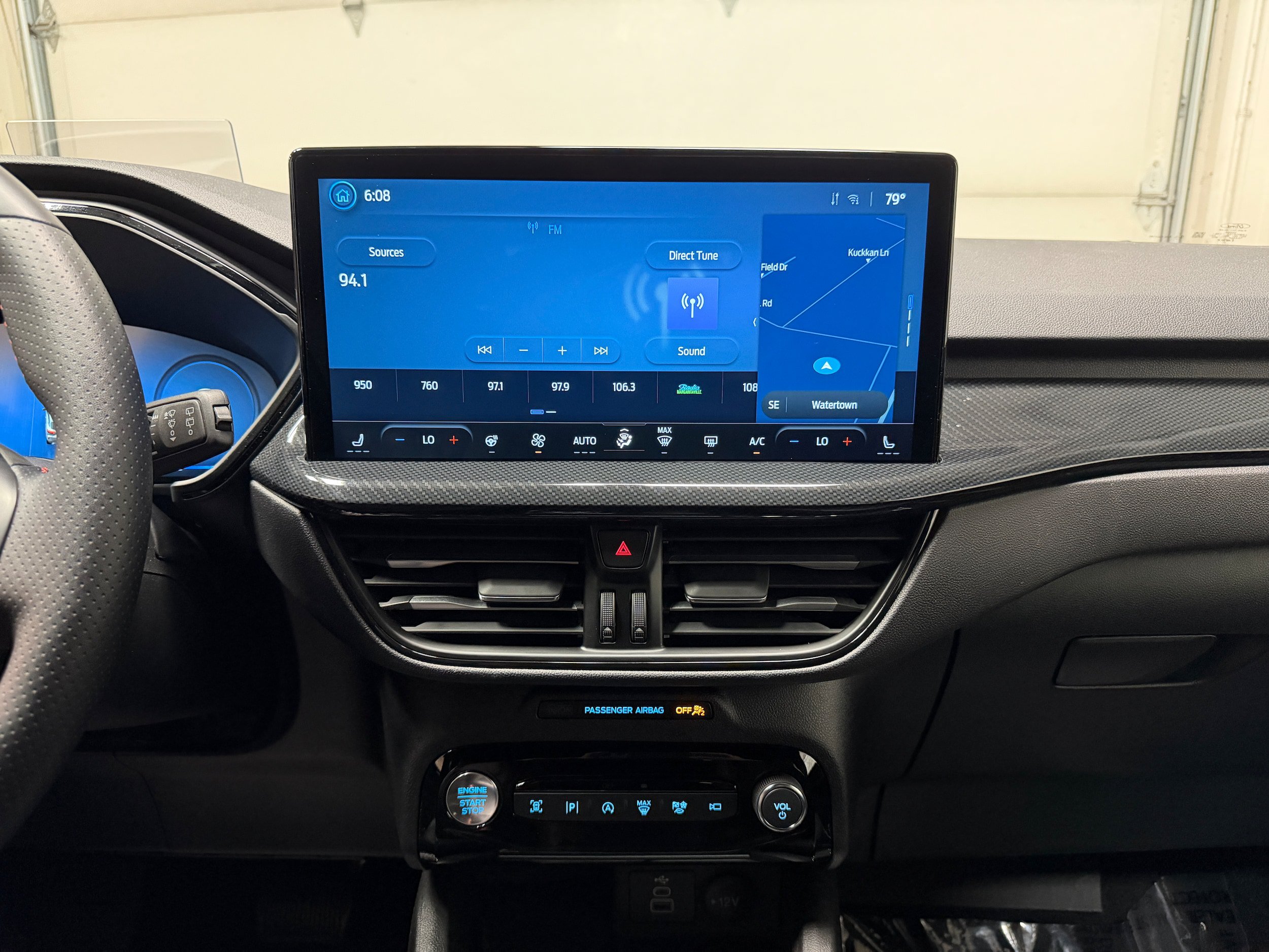 Certified 2025 Ford Escape ST-Line Elite w/ Premium Technology Package AWD/4WD image 19