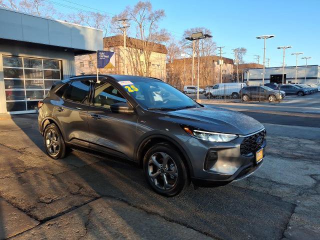 Certified 2025 Ford Escape ST-Line image 5