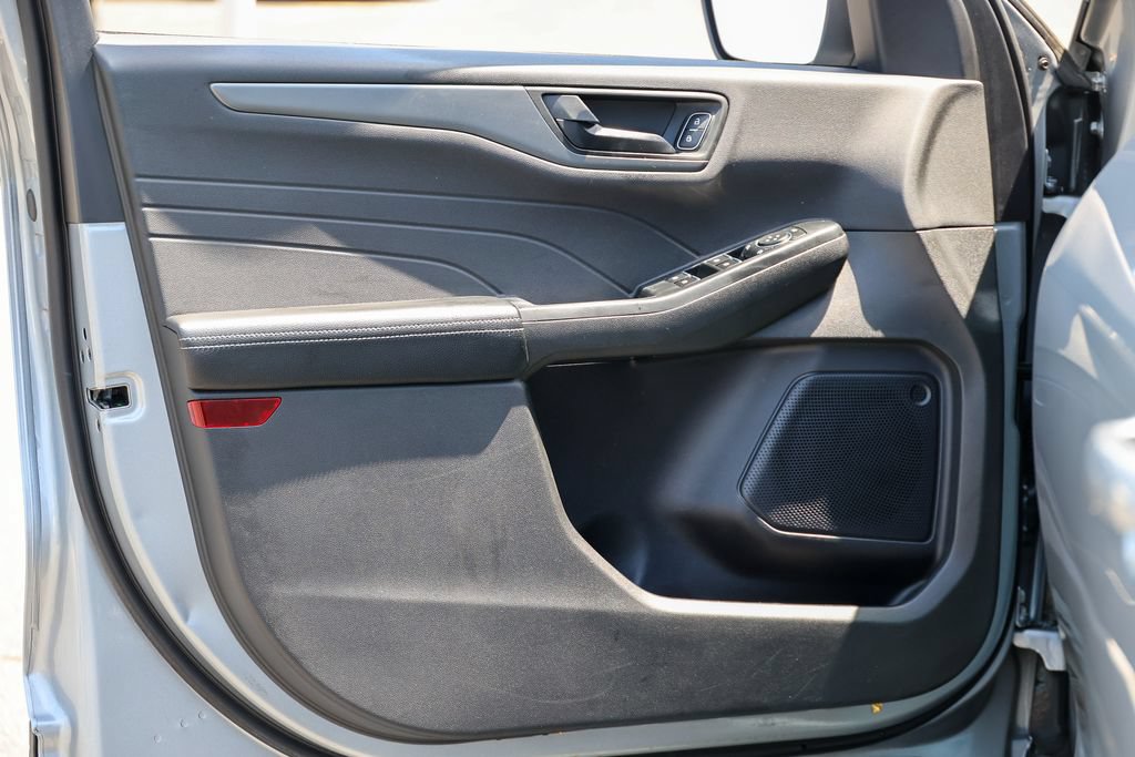 Certified 2023 Ford Escape Active FWD image 4