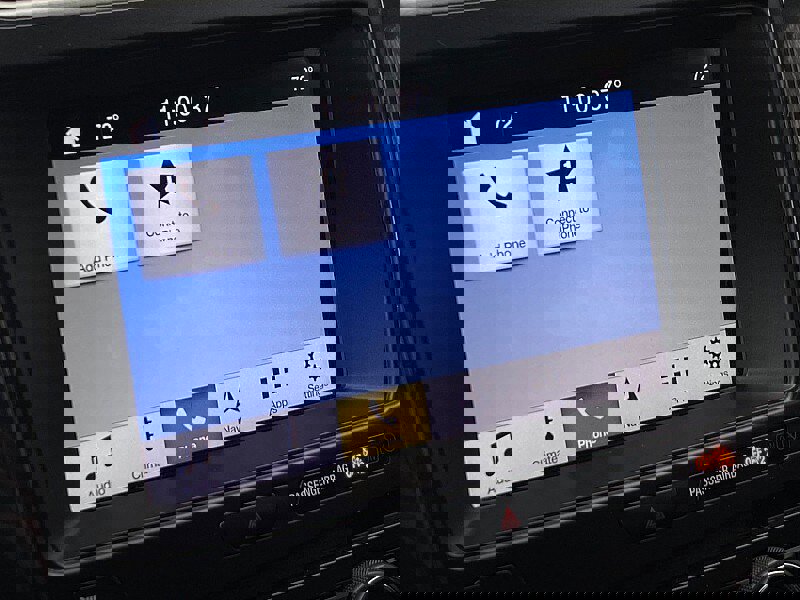 Certified 2018 Ford Explorer XLT w/ Equipment Group 202A image 49