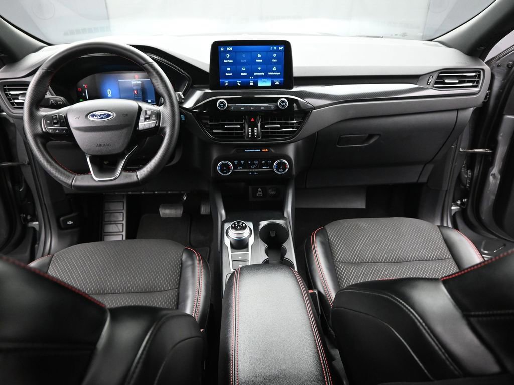 Certified 2025 Ford Escape ST-Line AWD/4WD image 29