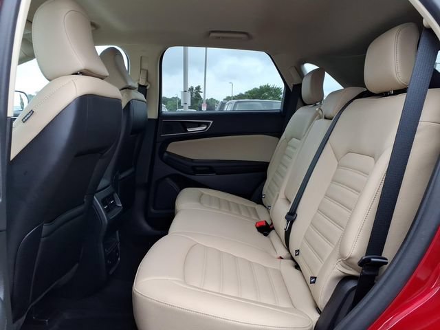 Certified 2024 Ford Edge SEL w/ Convenience Package AWD/4WD image 11
