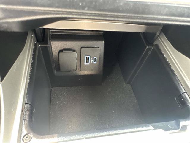 Certified 2023 Ford Explorer XLT w/ Equipment Group 202A AWD/4WD image 44