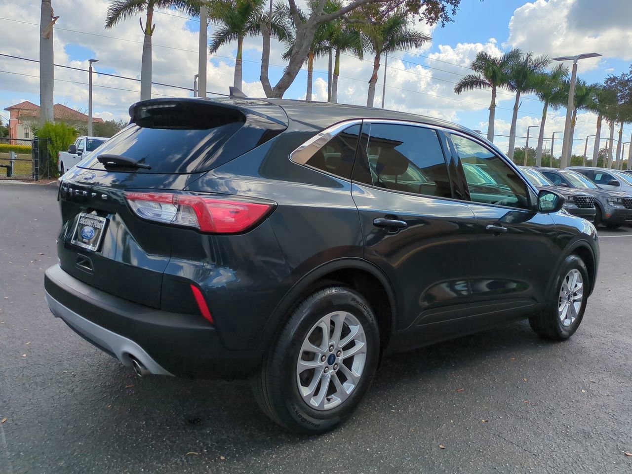 Certified 2022 Ford Escape SE image 5