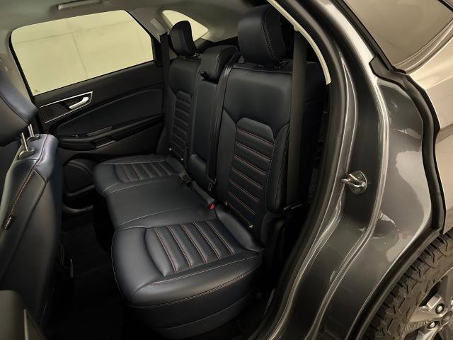 Certified 2024 Ford Edge SEL w/ Sport Appearance Package image 31