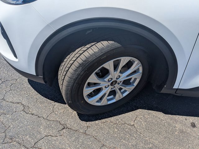Certified 2023 Ford Escape Active FWD image 6