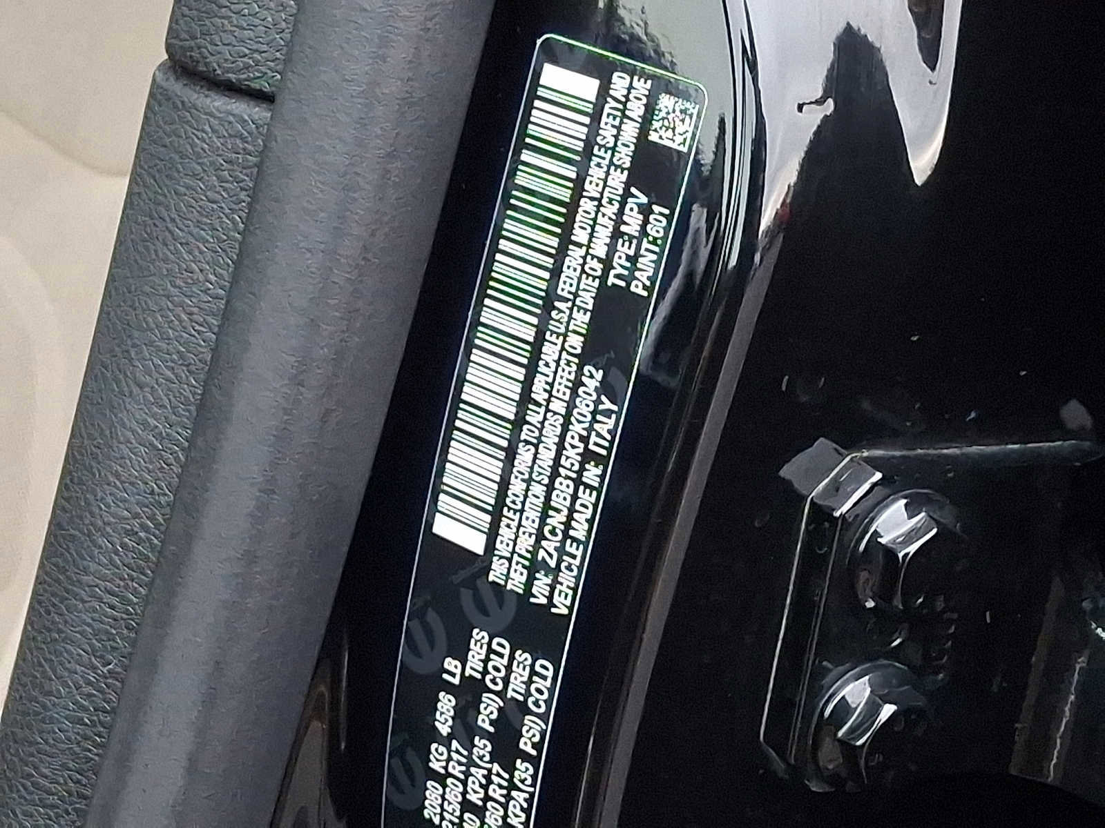 Used 2019 Jeep Renegade Latitude w/ UConnect 8.4 Nav Group image 27