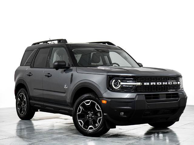 Certified 2025 Ford Bronco Sport Outer Banks w/ Outer Banks Tech Package+ AWD/4WD image 1