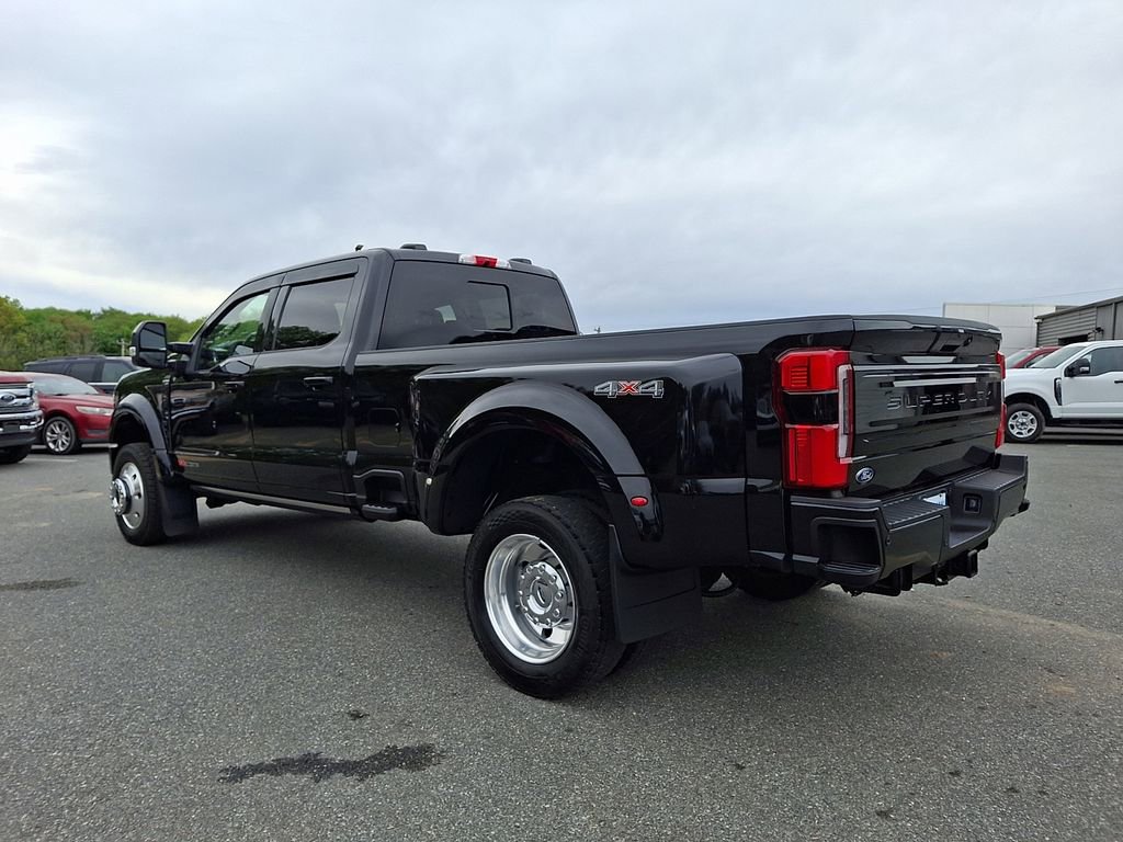 Certified 2025 Ford F450 Platinum AWD/4WD image 4