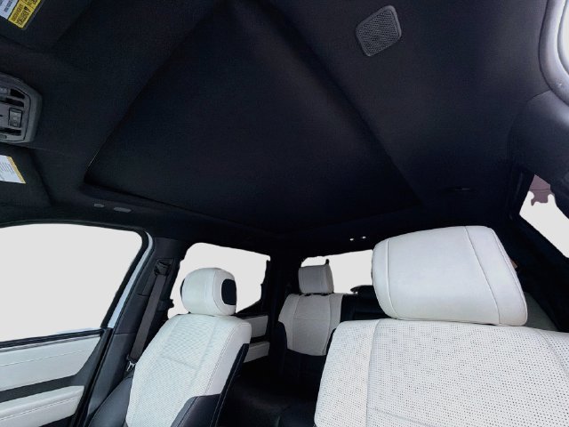 Used 2022 Toyota Tundra Capstone AWD/4WD image 27