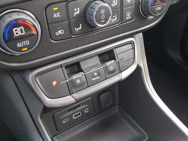 Used 2022 GMC Terrain AT4 image 15