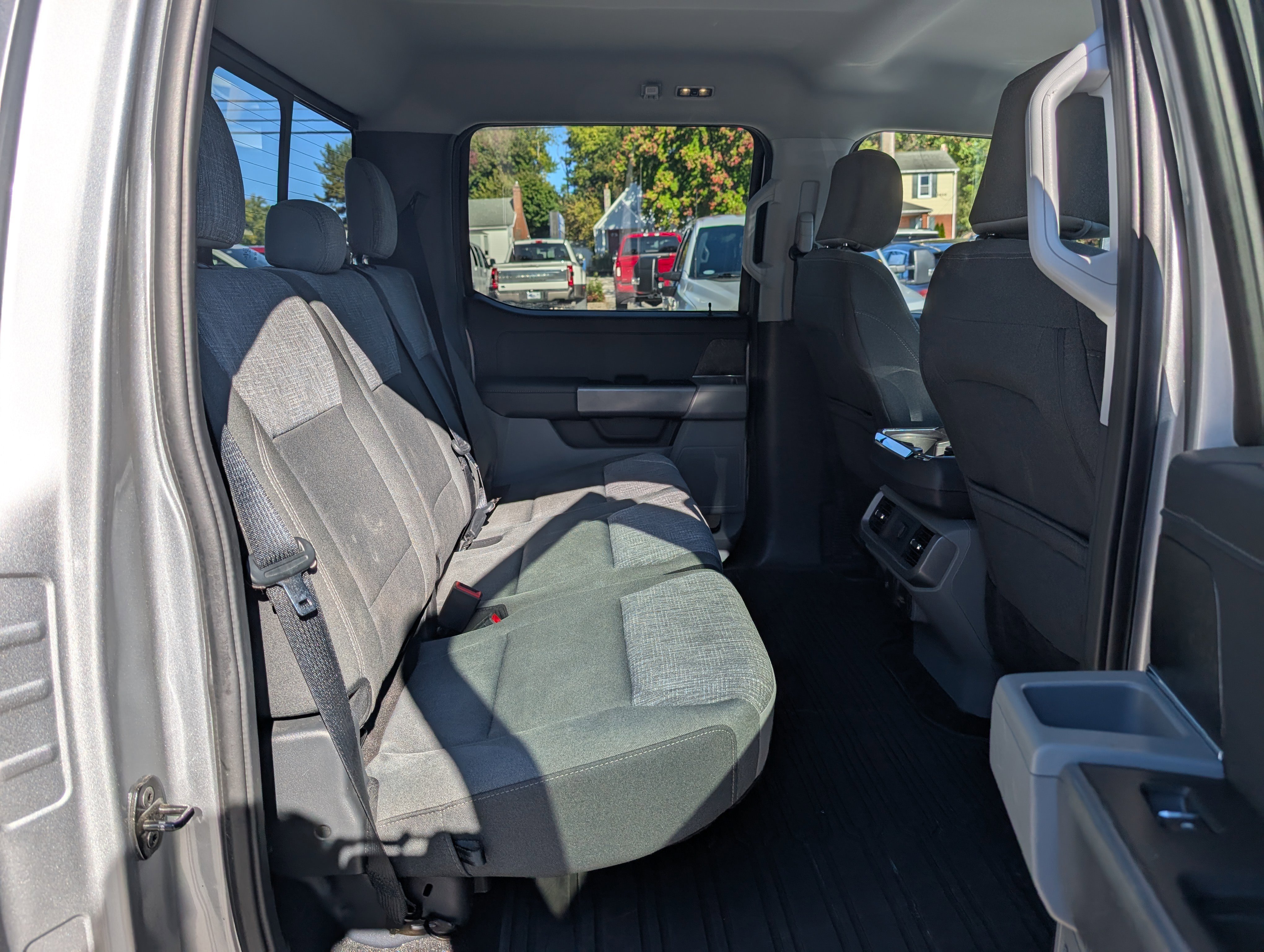 Certified 2022 Ford F150 XLT w/ Equipment Group 302A High image 13